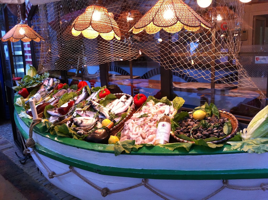 Restaurante Jardin de Canalejas — Comida y bebida