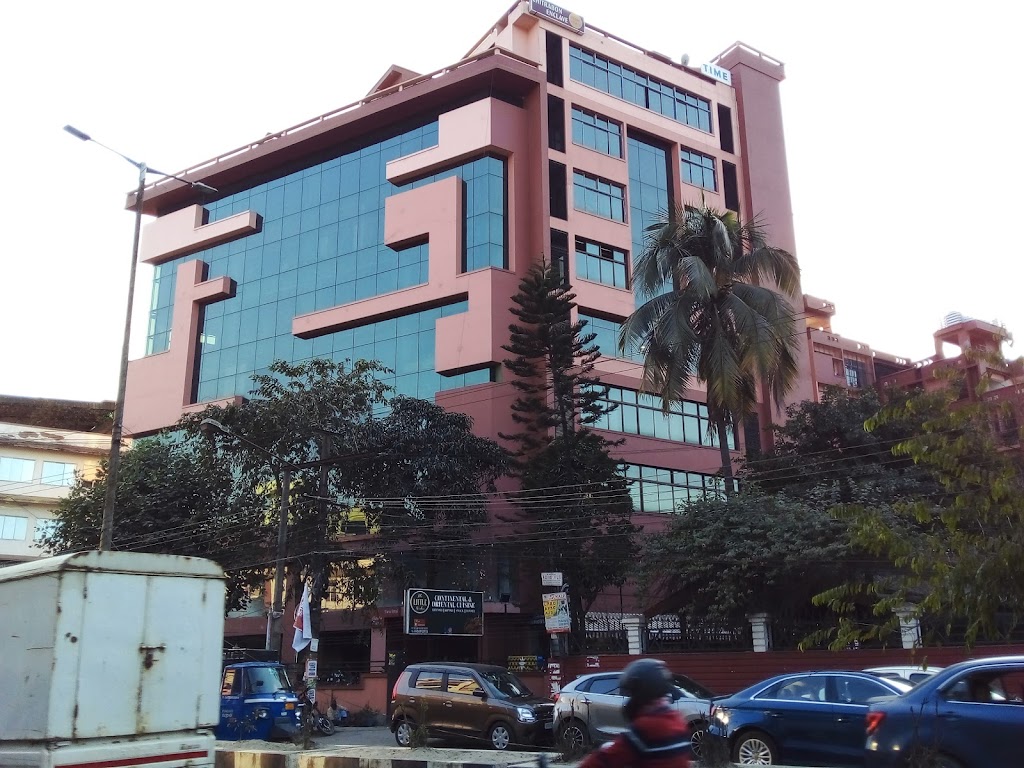 Dr. Dr Banajit Choudhury Md General Medicine I Senior Consultant Non Invasive Cardiology I 40 Years Of Experience