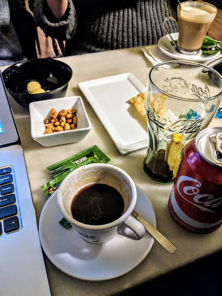 Cafeteria De catro a catro — Comida y bebida