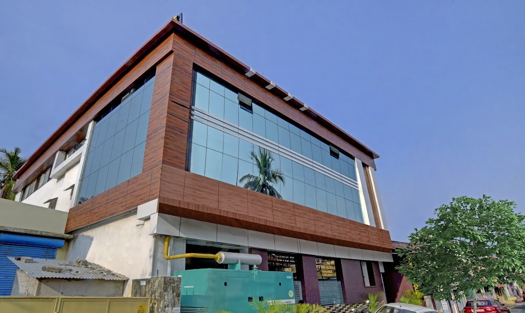 Treebo Trip Majestic Inn Thampanoor Hotel In Thiruvananthapuram