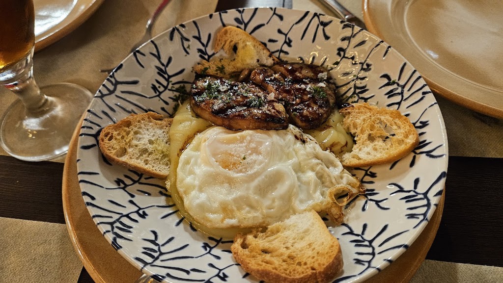 Restaurante Castuo — Comida y bebida