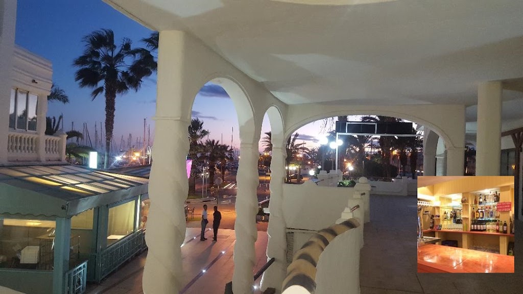 Cafe Soleil - Lounge & Sports bar