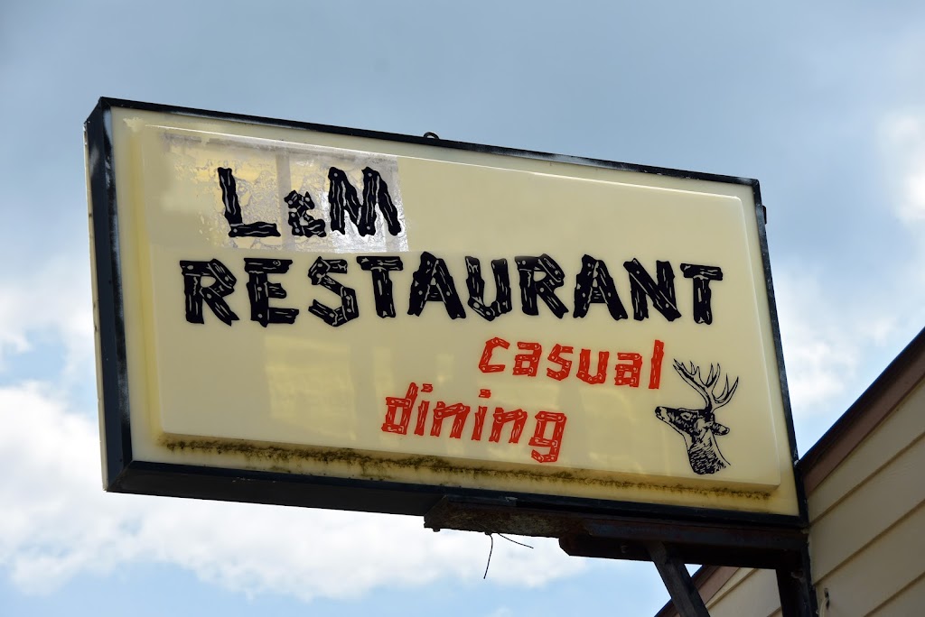  L & M Cafe