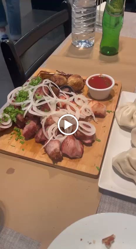 Mimino restaurante georgiano — Videos