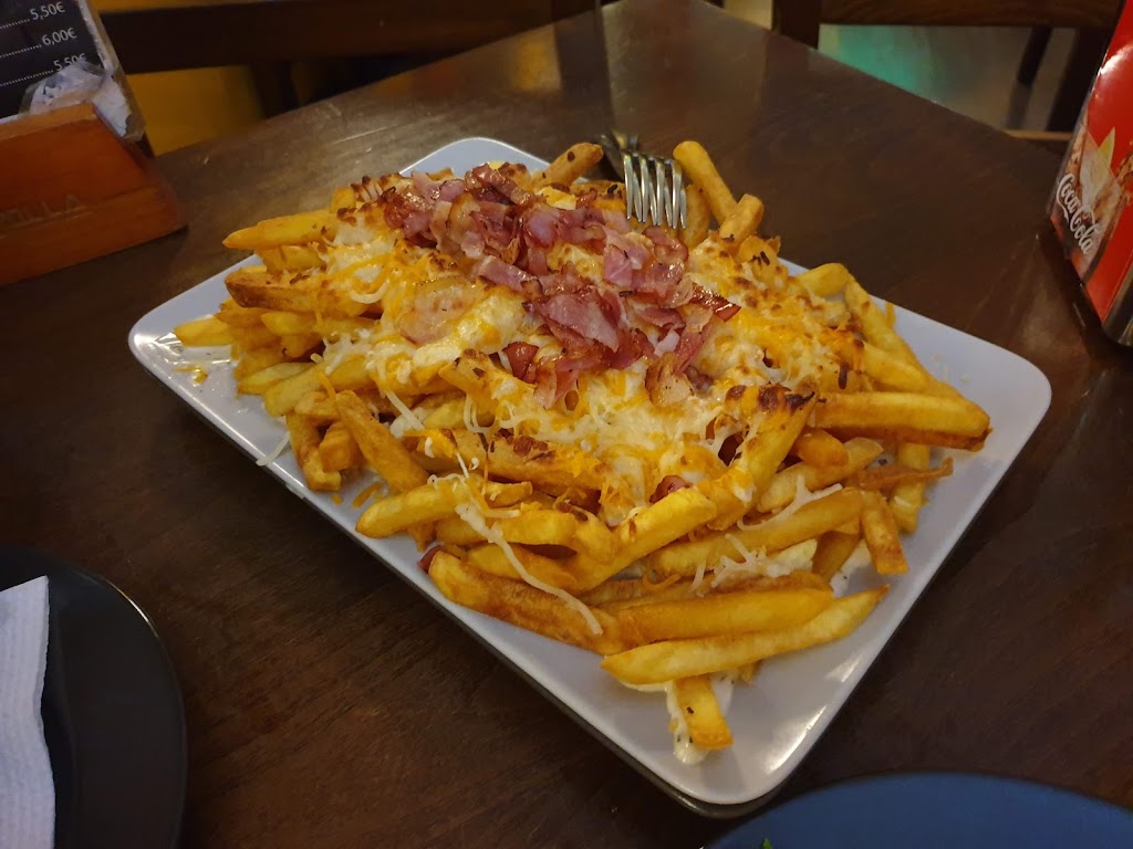 Rocka Rolla — Papas fritas con queso
