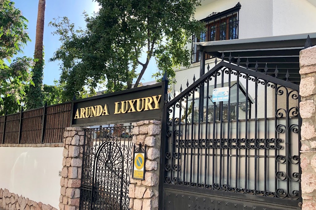Arunda Luxury Boutique Hotel