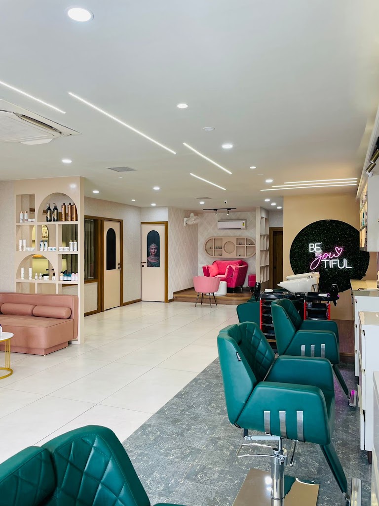 Muskan Family Salon