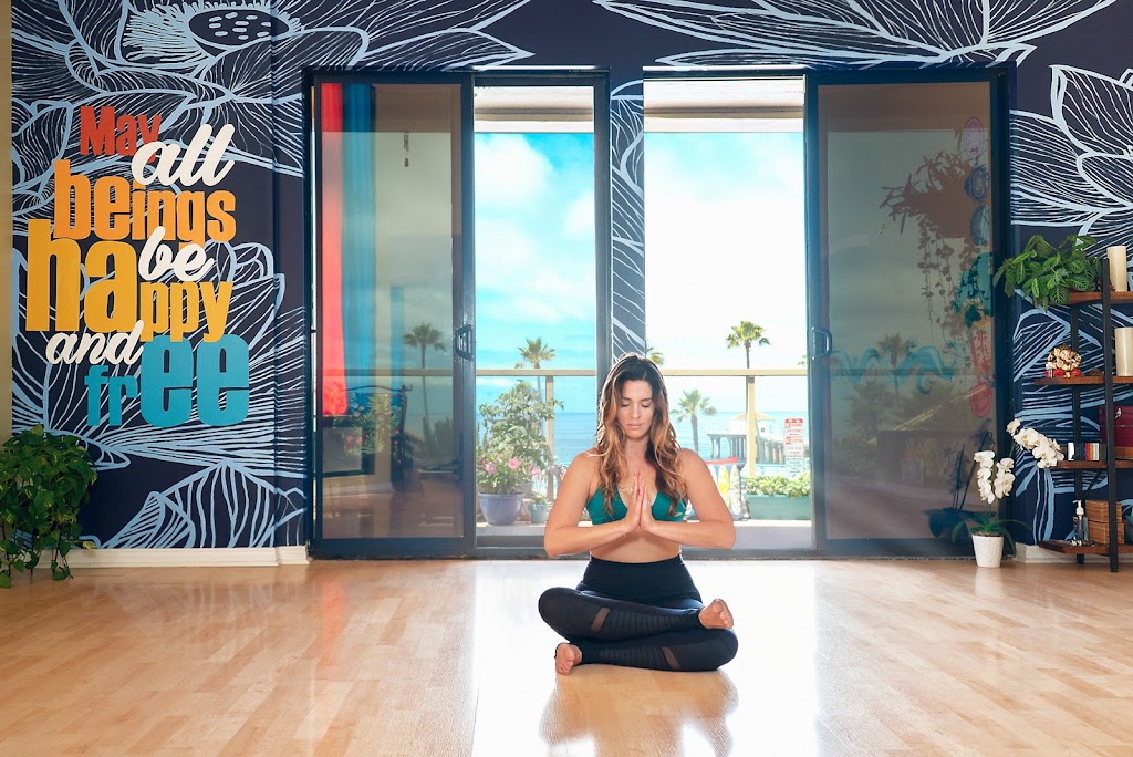  Sol Seek Yoga • The Loft