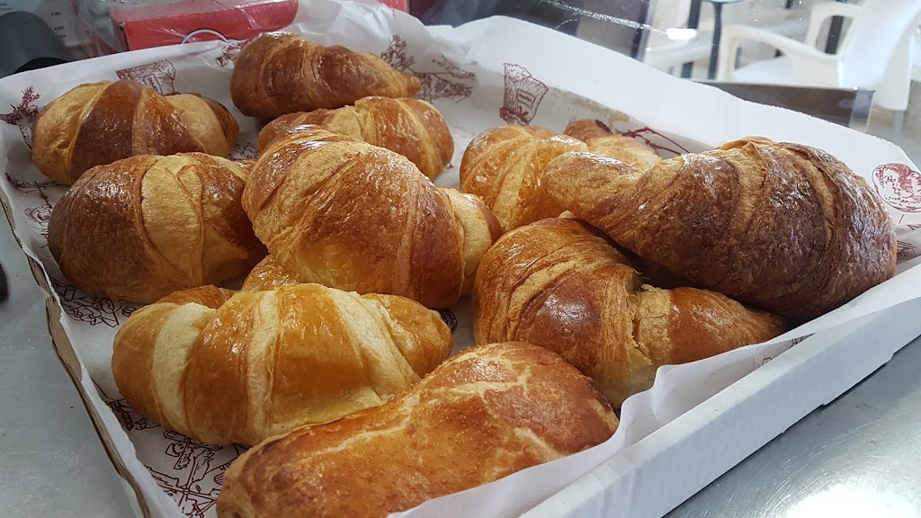 Cafeteria Chispazo Bar — Comida y bebida