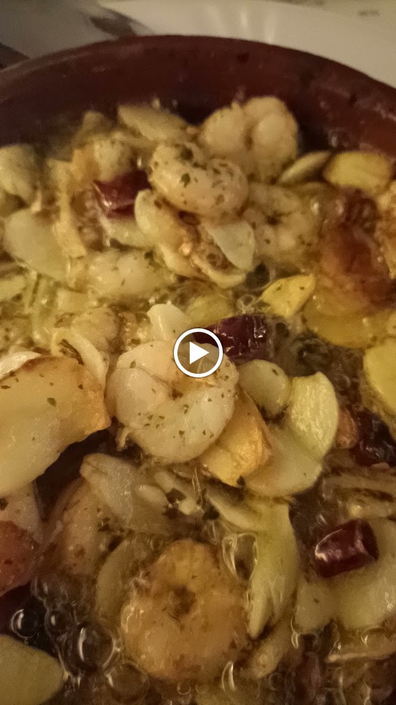 Restaurante Pizzeria Roma, Frente Hotel Best Sabinal — Videos