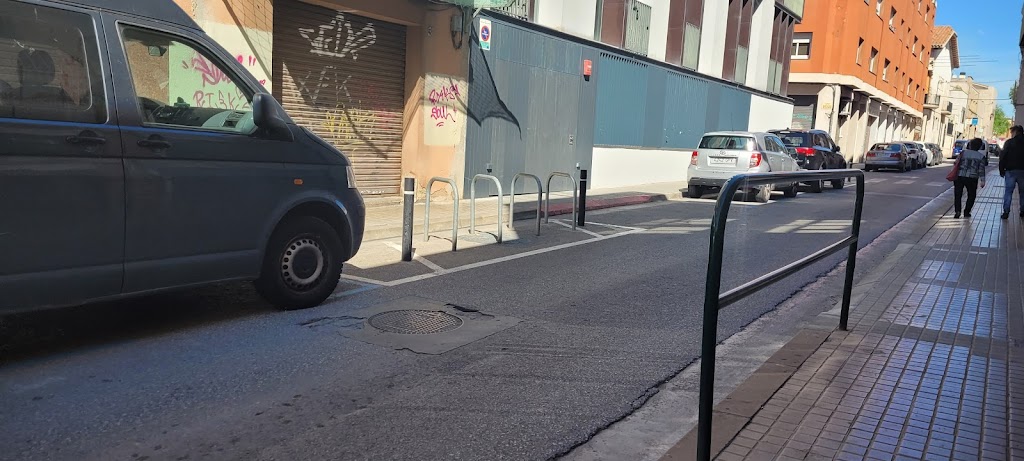 Aparcabicis calle convent