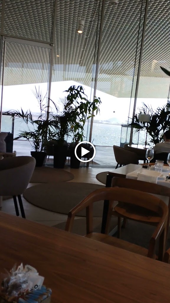 El Cafe Centro Botin — Ambiente