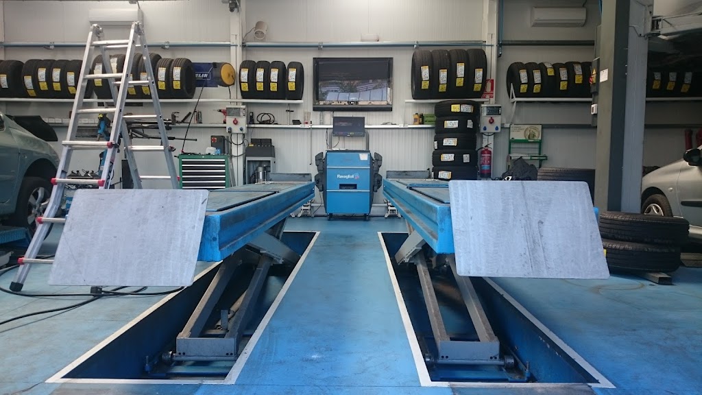 Q8 Gasolinera Coslada — Interior