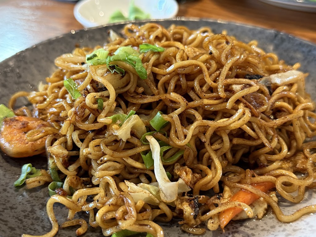 HASAKI RESTAURANT — Yakisoba