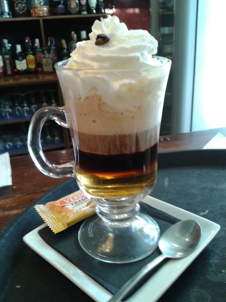 Habitat cafe_ bar — Comida y bebida