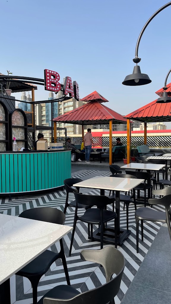 Size Zero Roof Top Lounge