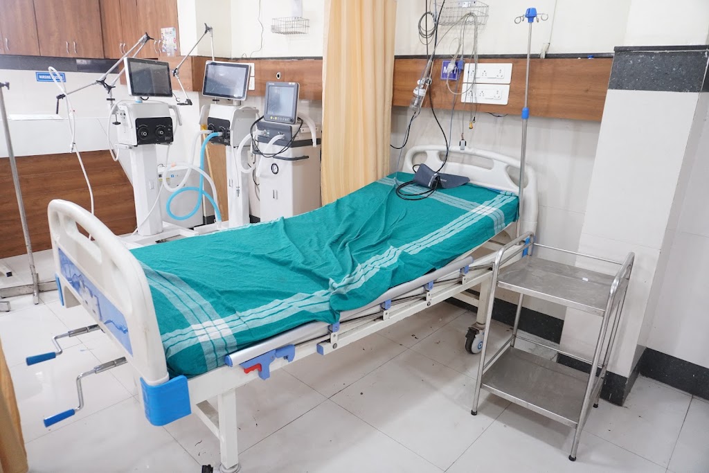 Dr. Shree Shivam Hospital Best Trauma Centre In Hingoli