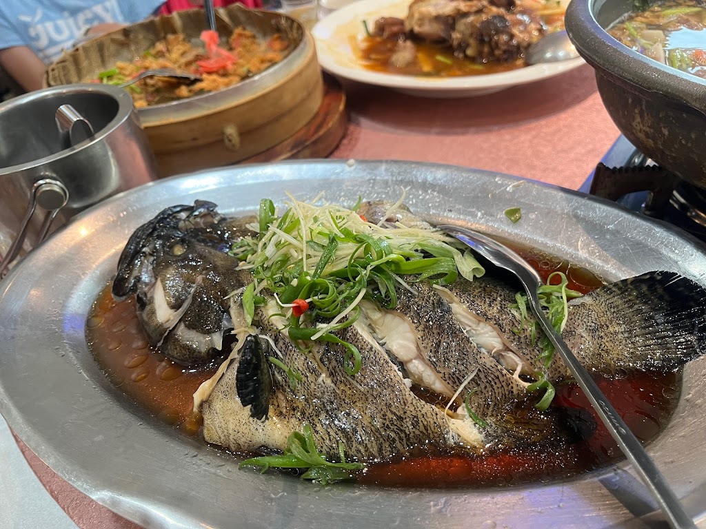 台灣味生猛活海鮮 的照片