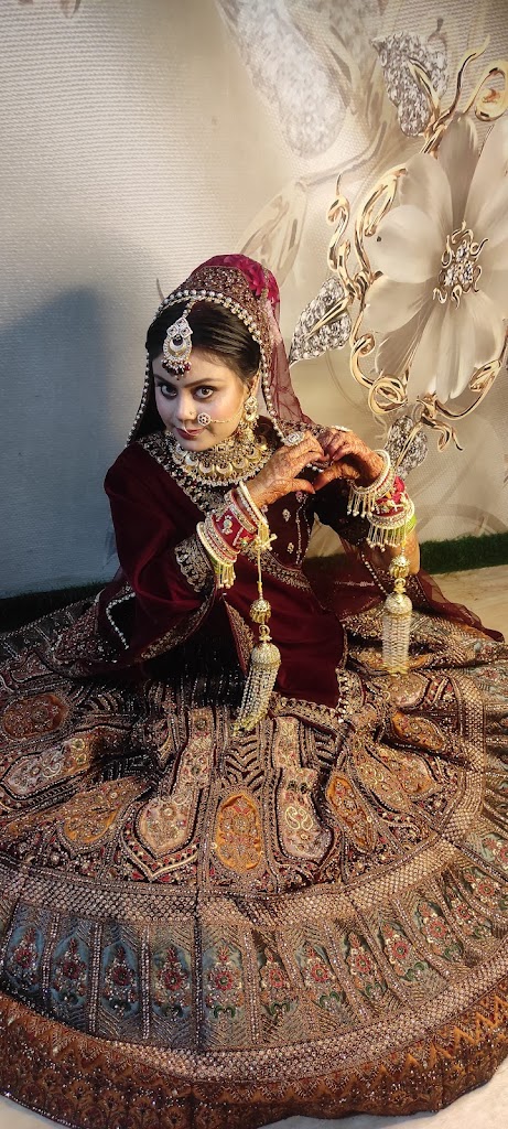 Tanishq Beauty Parlour Morena