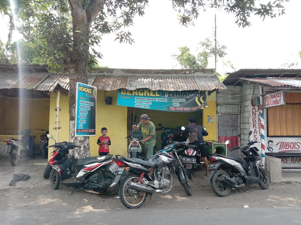 Nizam motor
