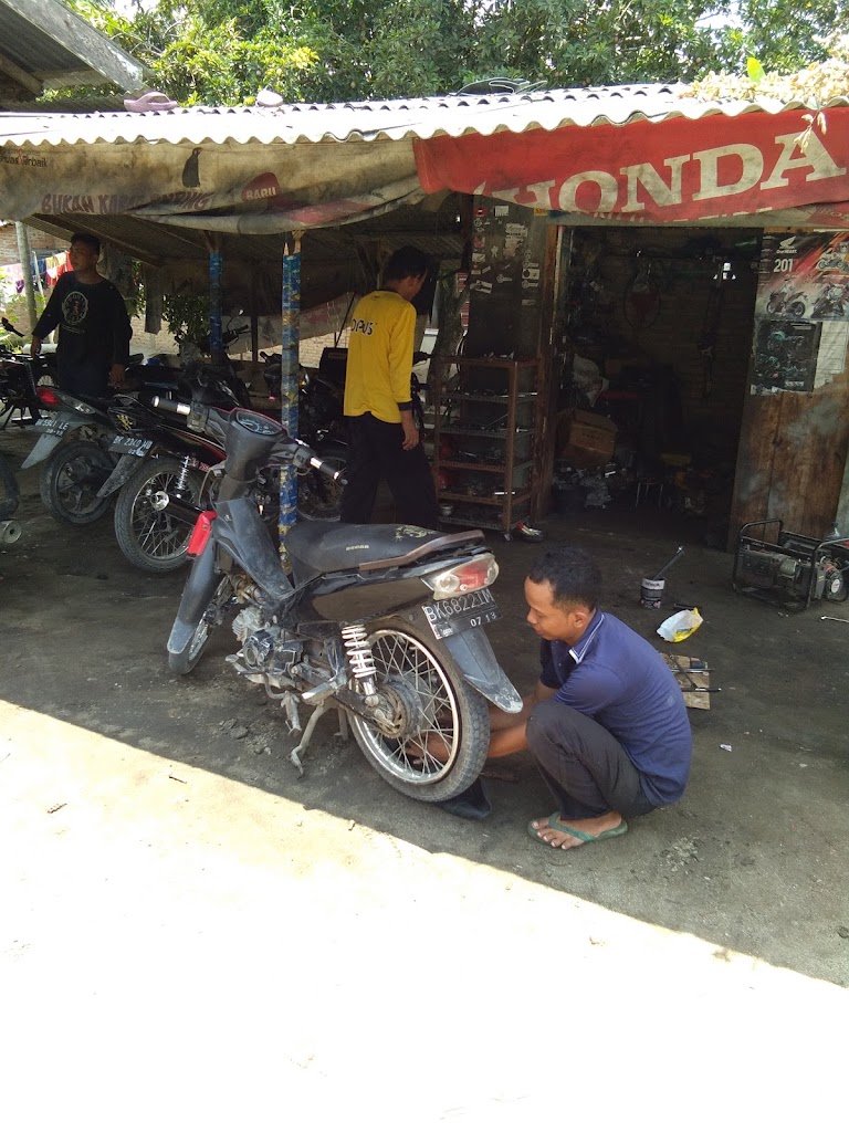Apri Bengkel Service
