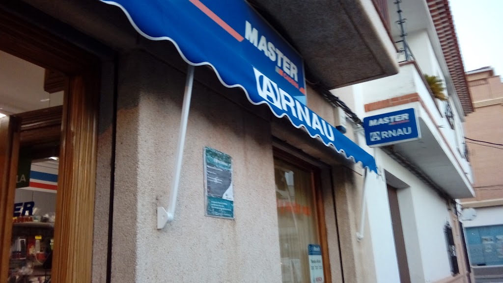 Comercial ARNAU MASTER CADENA.