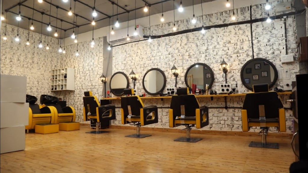 Zoog Studio Best Salon In Baddi Makeup Artist Nail Skin