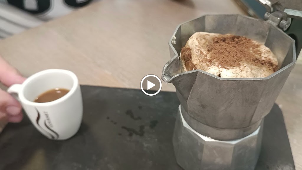 Restaurant Pastamania — Videos