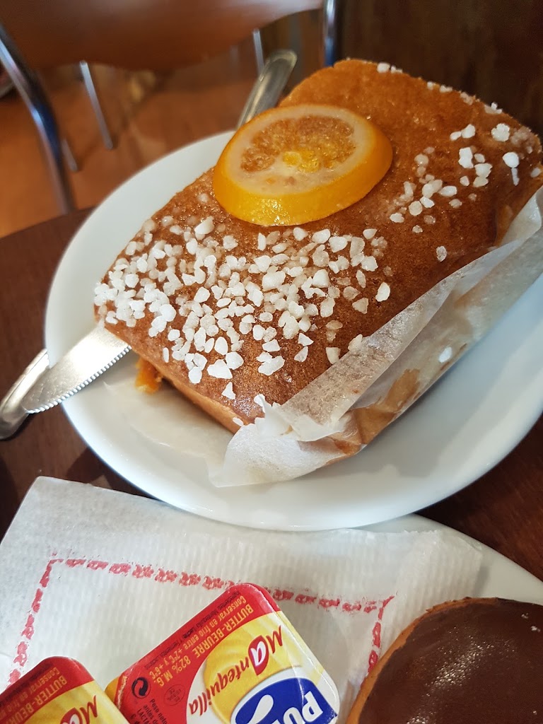 Cafeteria Amalis — Pastel