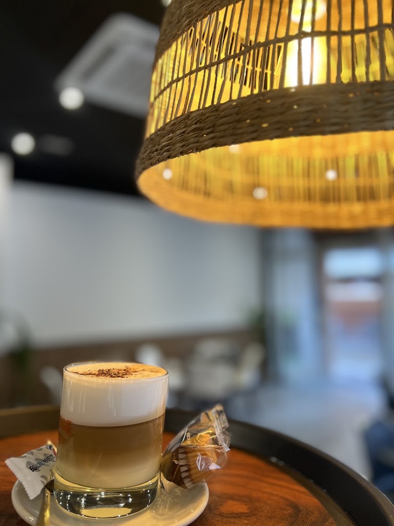 La Vina — Cafe