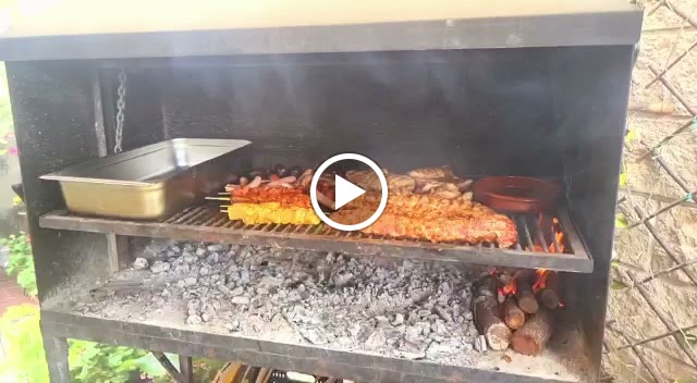 Bar-Restaurante No Ni Na !! — Videos