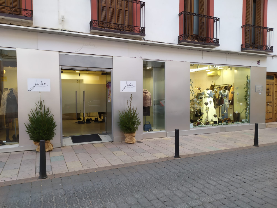 Julia Boutique Alcazar