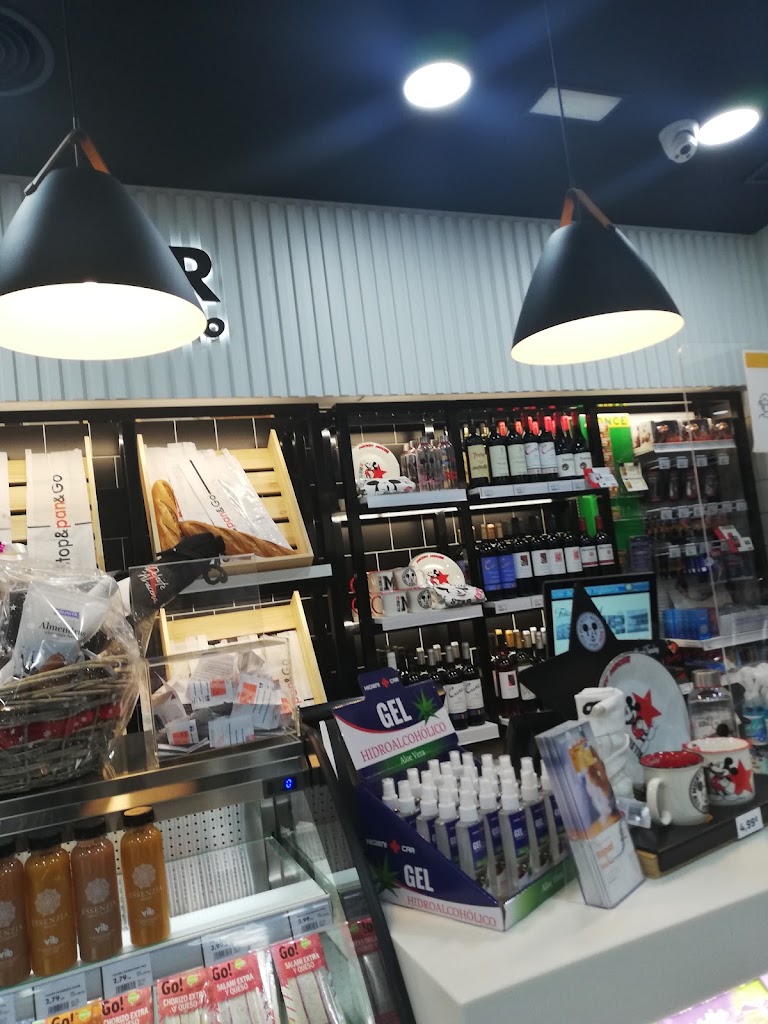 [P] Estacion de Servicio Repsol Riesma 9 (Glem) — Interior