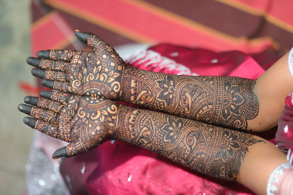 Lavanya Beauty Parlour Home Service Makeup Artist