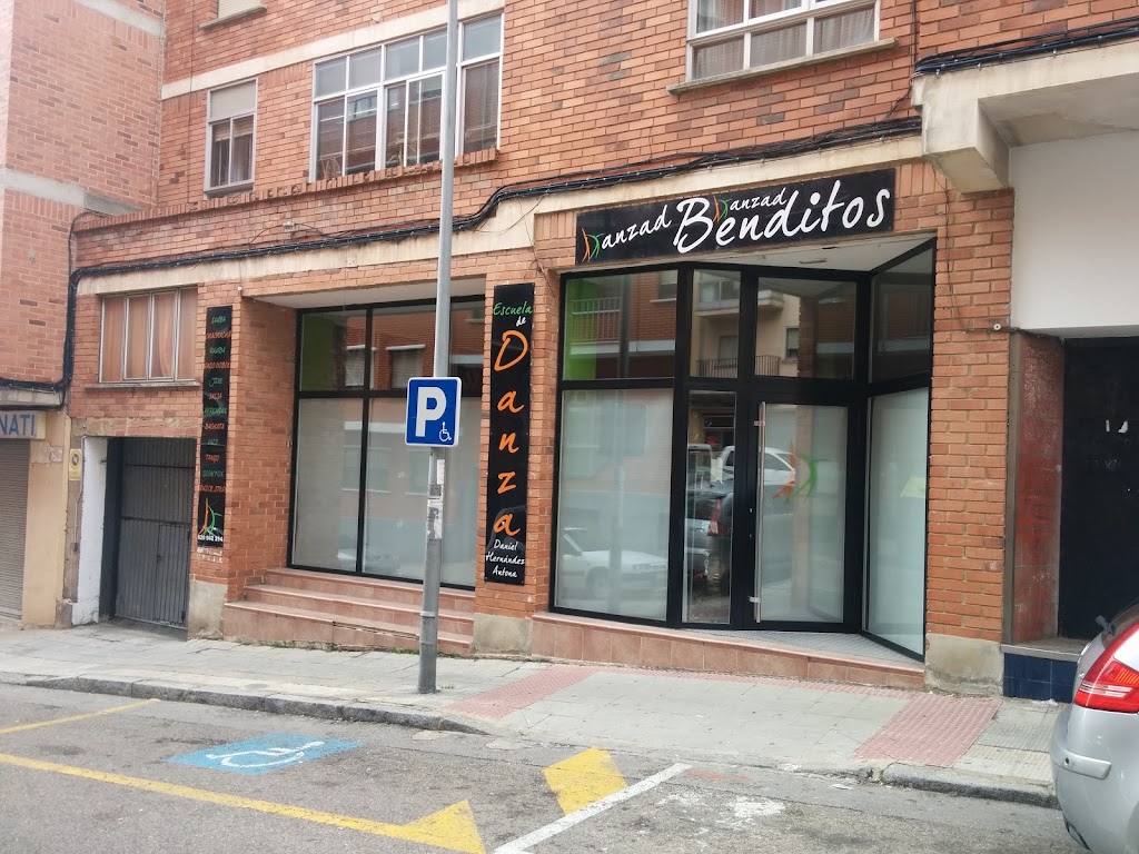 Escuela de Baile Danzad Danzad Benditos