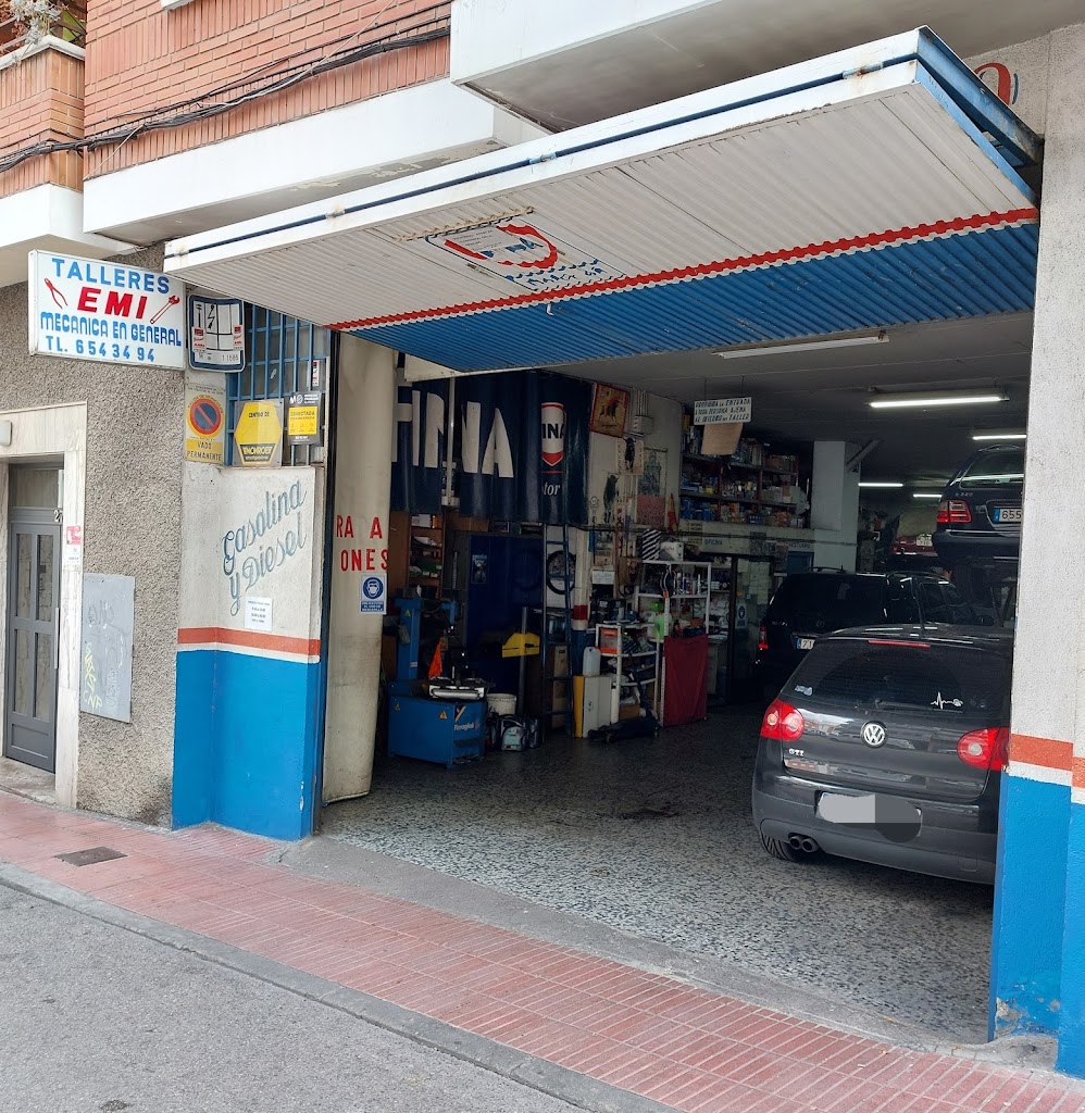Talleres EMI — Exterior