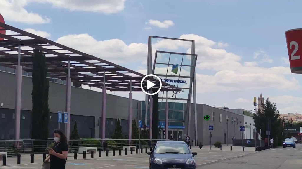 Centro Comercial el Ventanal de la Sierra — Videos