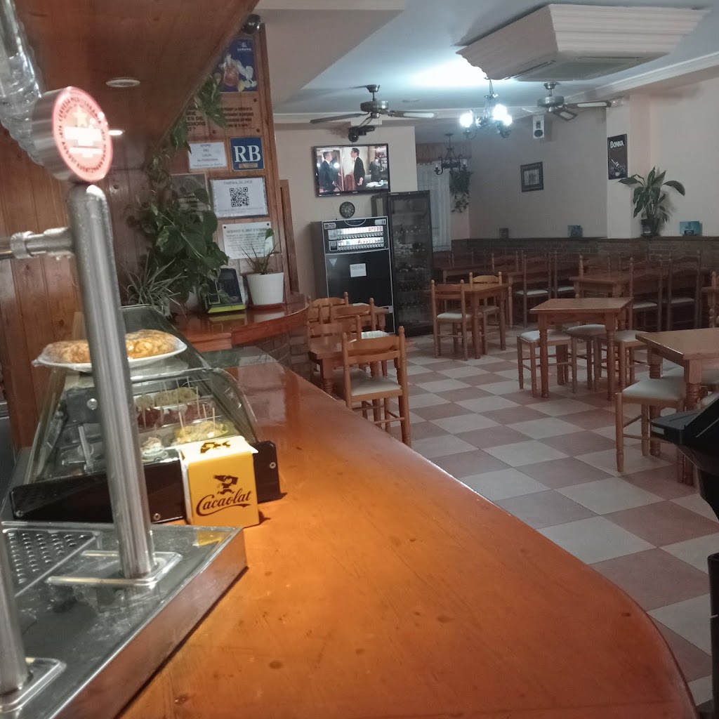 La Marina Bar Restaurante — Ambiente