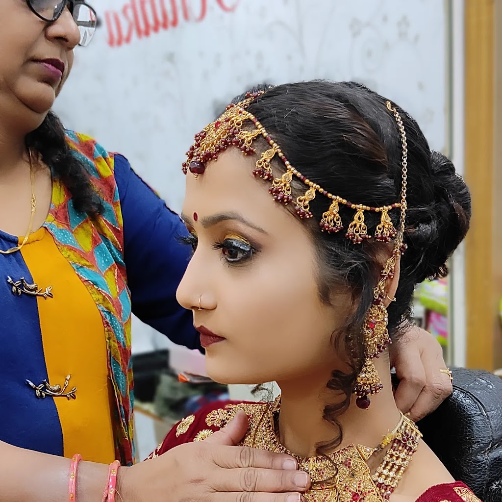 Kratika Beauty Parlor