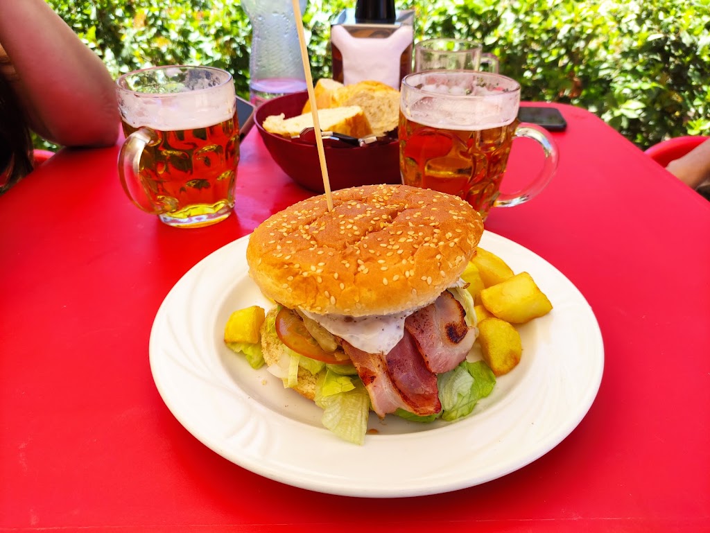 Bar El Rasca — Comida y bebida