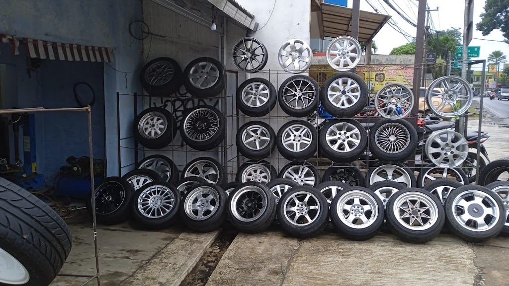 ADAM VELG (JUAL BAN / VELG MOBIL SECOND DAN SERVICE VELG)