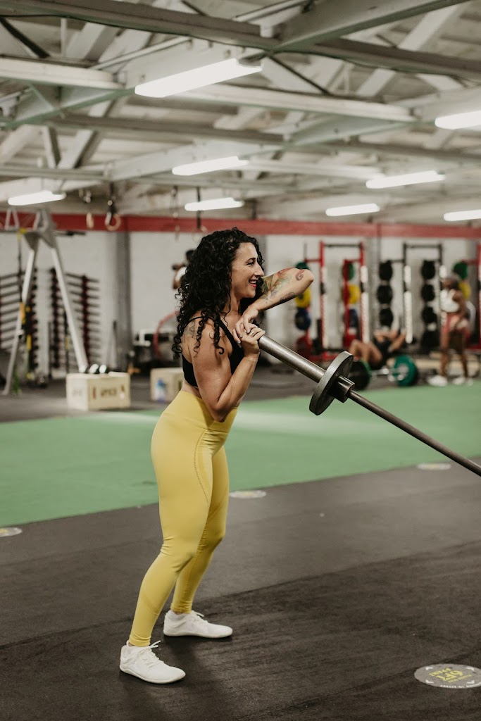  Melanie Levy Fitness