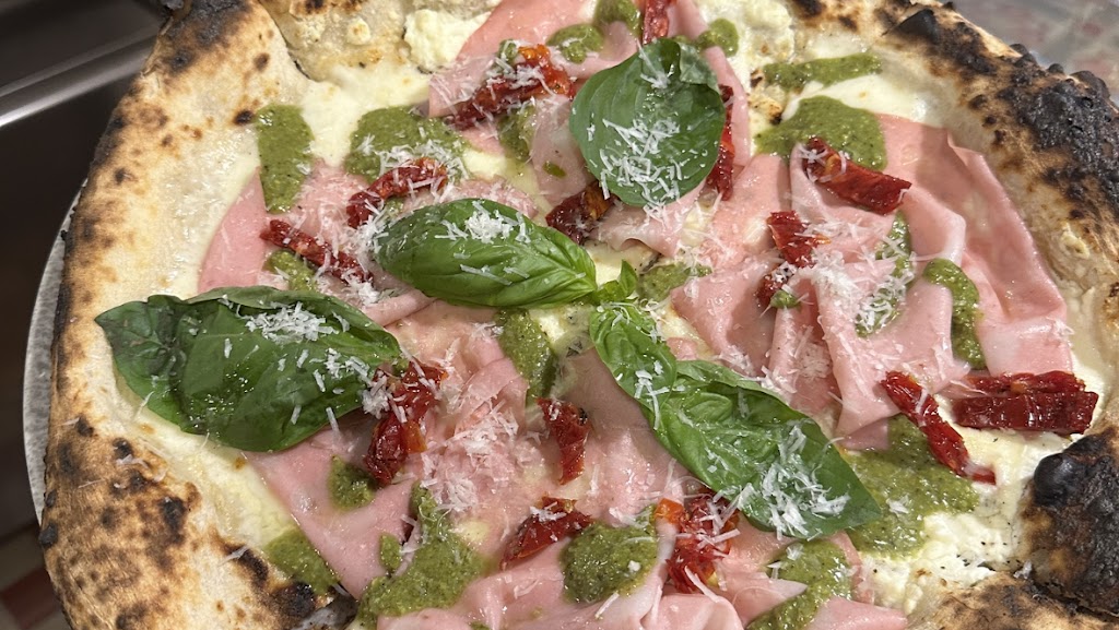 Pizzeria 500 Grados — Comida y bebida