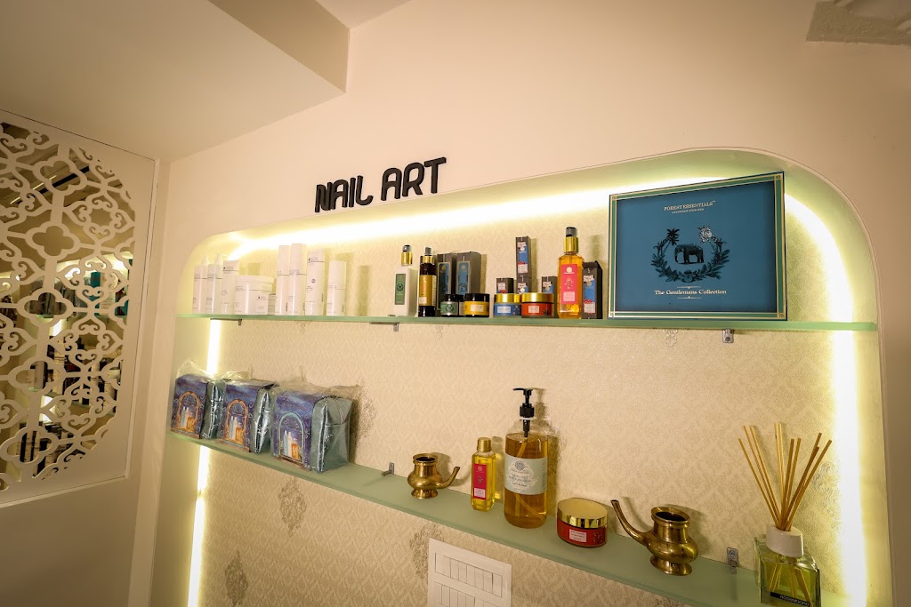 Brandroot Salon Spa Ltd
