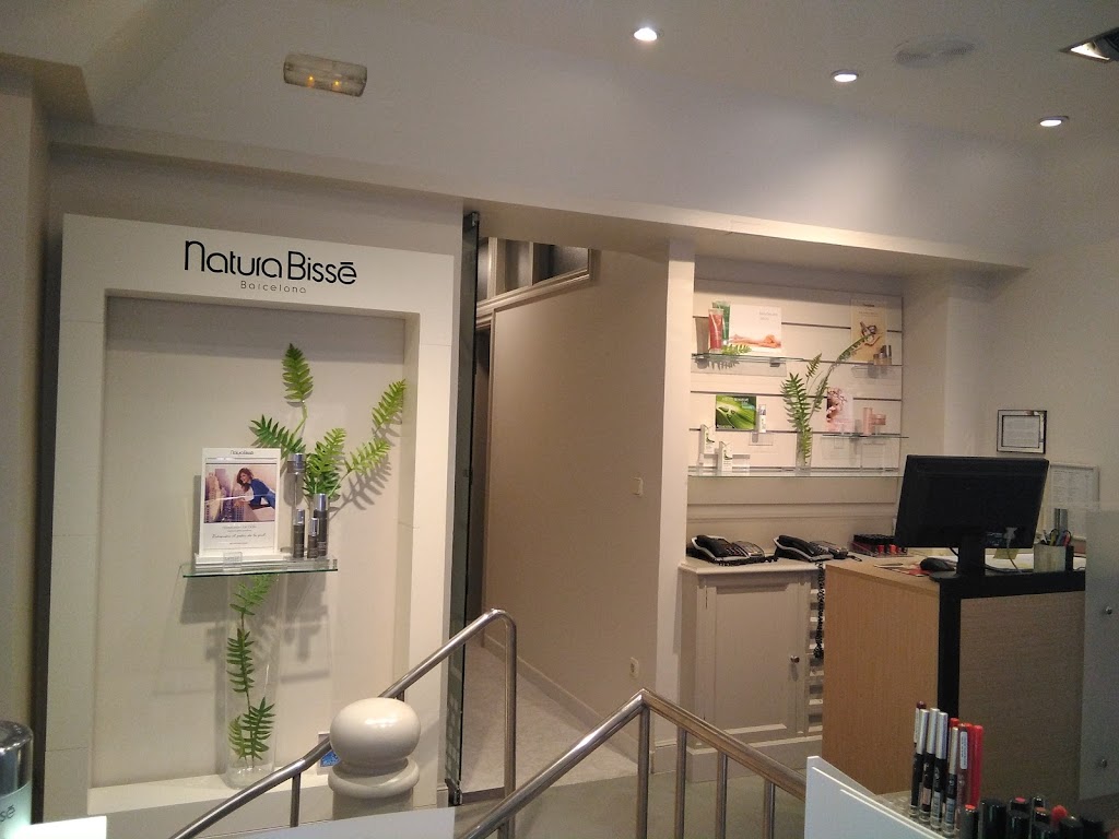 Veronica Cazalis , Estetica y Kinesiologia