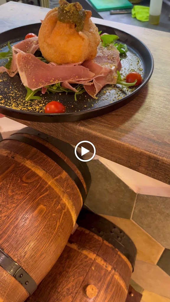 Bottega Bar y Cocina — Videos