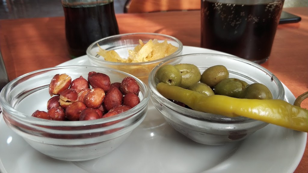 RESTAURANTE AZUL S.L. — Comida y bebida