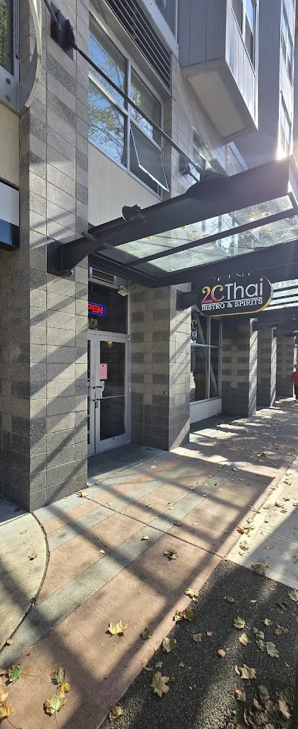 2CThai Bistro & Spirits
