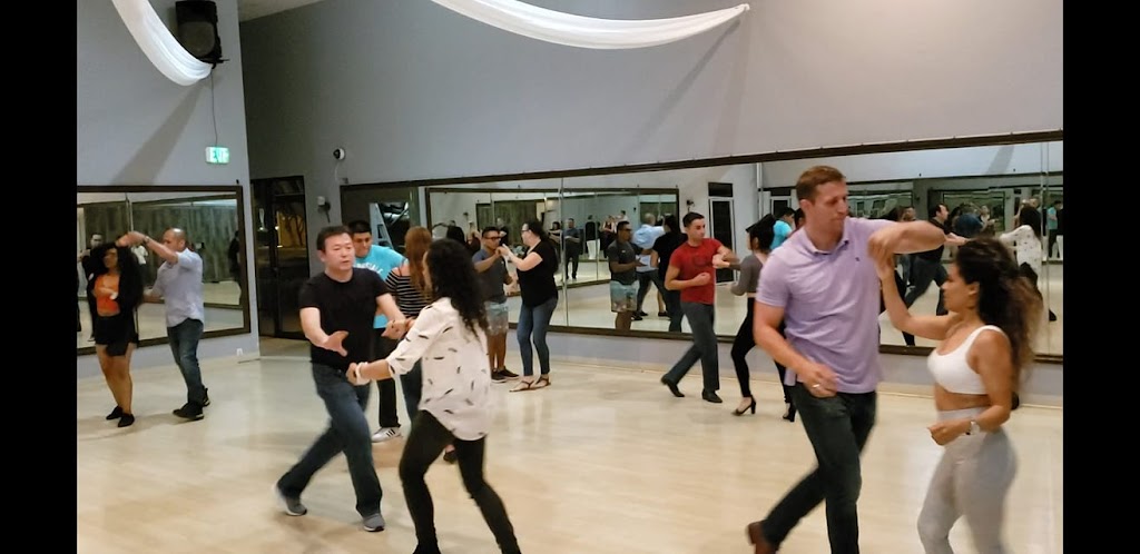  Orange County Salsa And Bachata Dance Classes