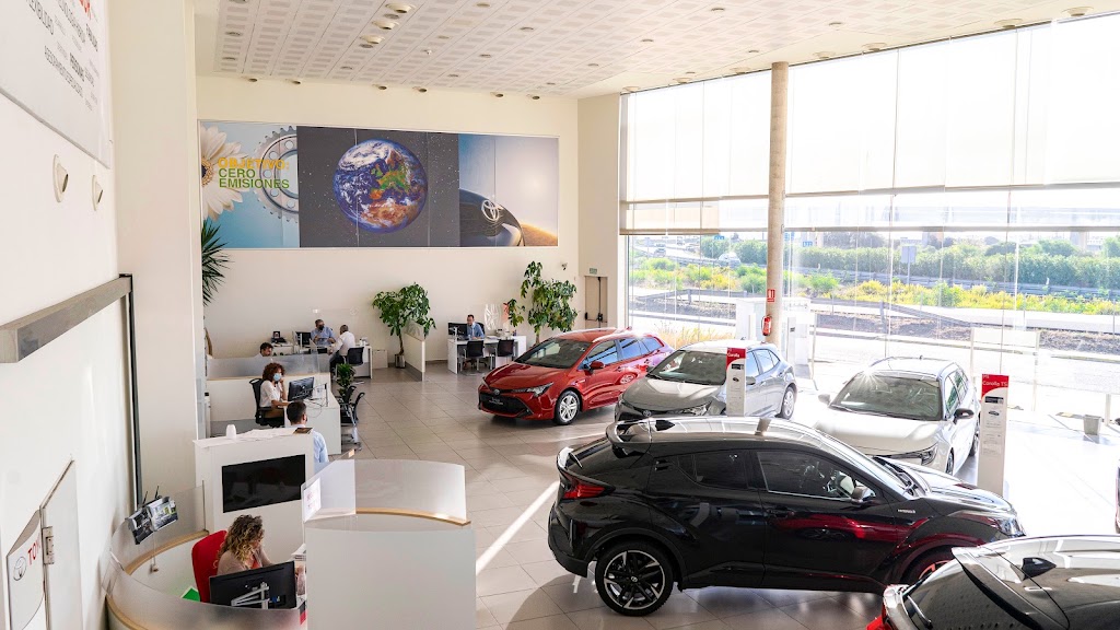 Concesionario Oficial Toyota Gamo Bahia — Interior